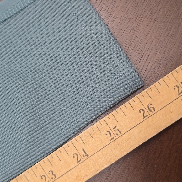 THE NORTH FACE Women's M Sage Green Leggings Tights Ribbed 3 Pockets Full 7/8 - Picture 5 of 5